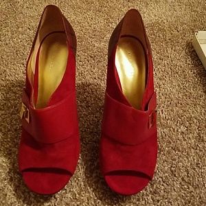 Red leather top Nine West heels
